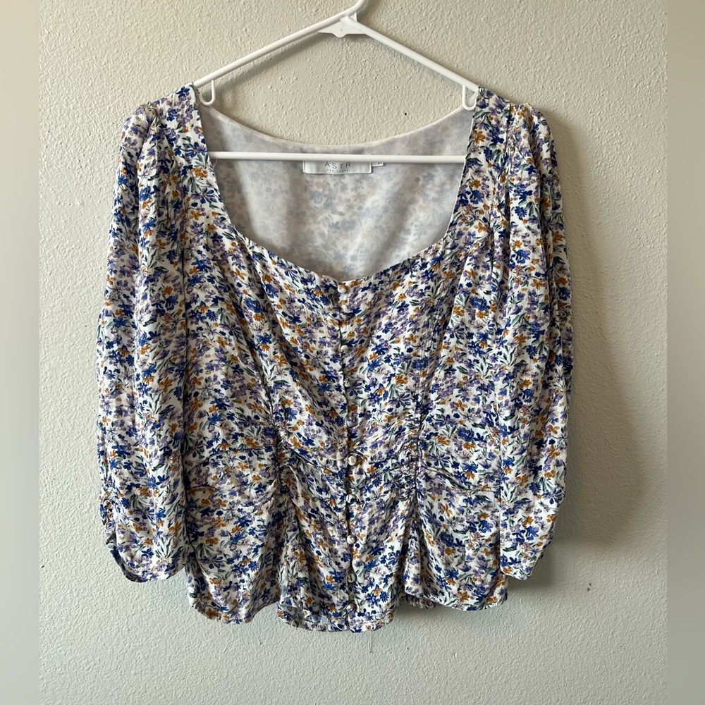Revolve Astr the Label Floral Print Ruched Button Front Blouse Square Neck